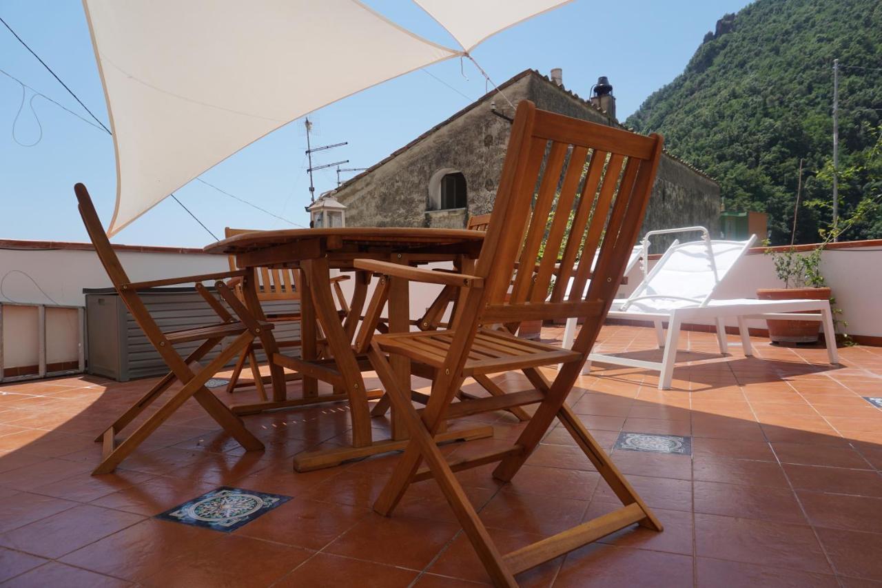 Donna Rosalia Apartment Amalfi Ngoại thất bức ảnh